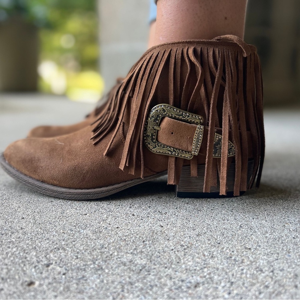 Very G Billie Fringe Boot Bootie
